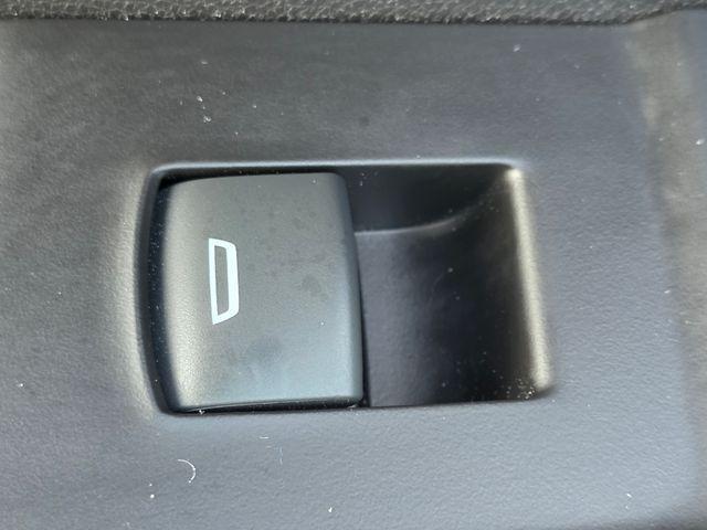Photo of 2020 Summit White GMC Sierra 1500