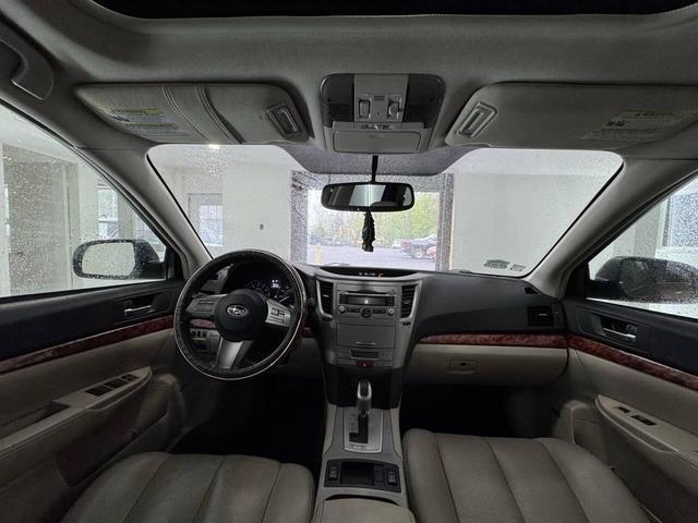 Photo of 2011 Caramel Bronze Pearl Subaru Outback