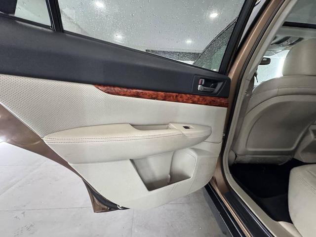 Photo of 2011 Caramel Bronze Pearl Subaru Outback