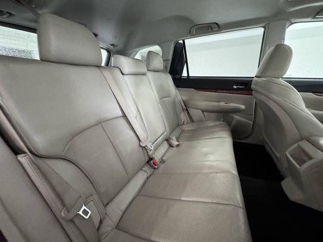 Photo of 2011 Caramel Bronze Pearl Subaru Outback