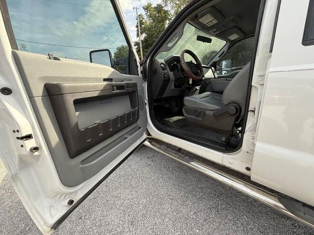 Photo of 2012 Oxford White Ford F-250