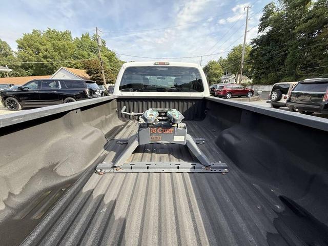 Photo of 2012 Oxford White Ford F-250