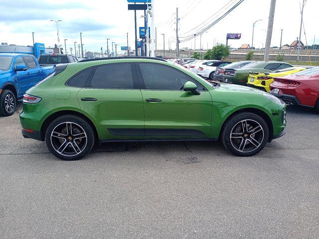 Photo of 2021 Mamba Green Metallic Porsche Macan