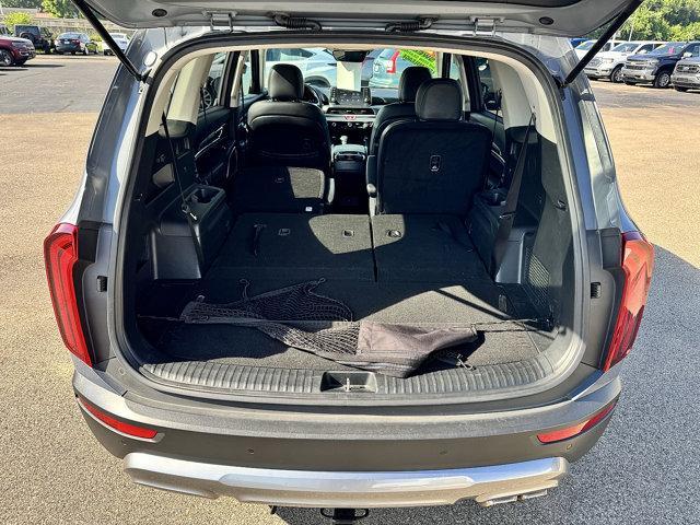 Photo of 2021 Everlasting Silver Kia Telluride