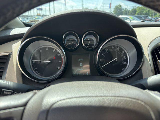 Photo of 2014 White Diamond Tricoat Buick Verano