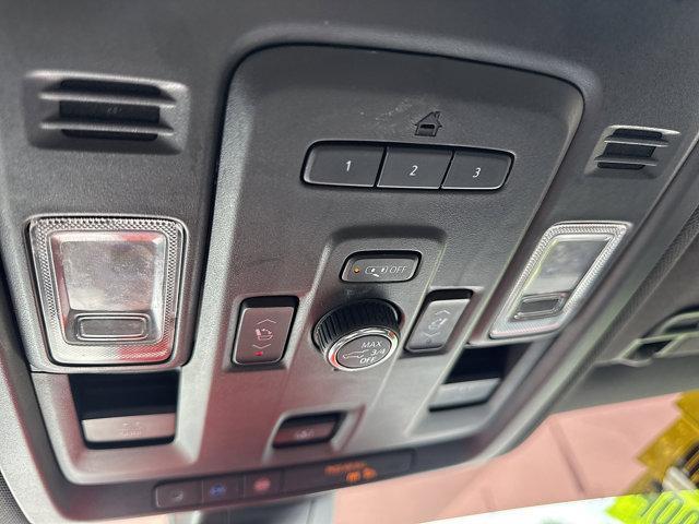 Photo of 2021 Cayenne Red Tintcoat GMC Yukon