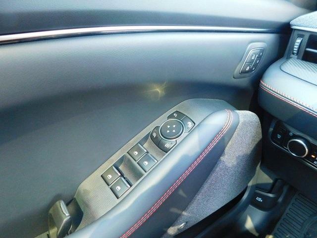 Photo of 2025 Eruption Green Metallic Ford Mustang Mach-E