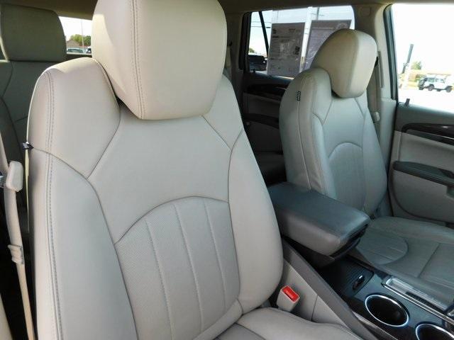 Photo of 2015 Quicksilver Metallic Buick Enclave