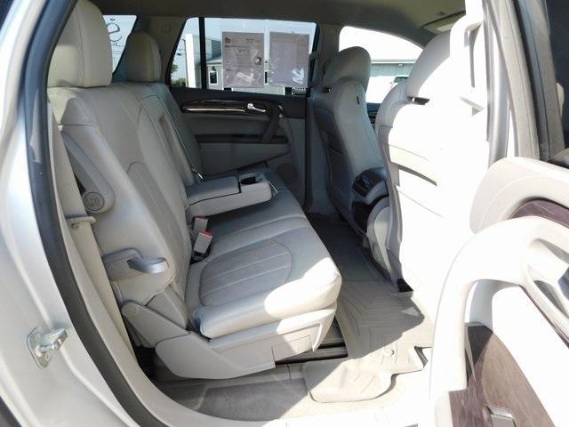 Photo of 2015 Quicksilver Metallic Buick Enclave