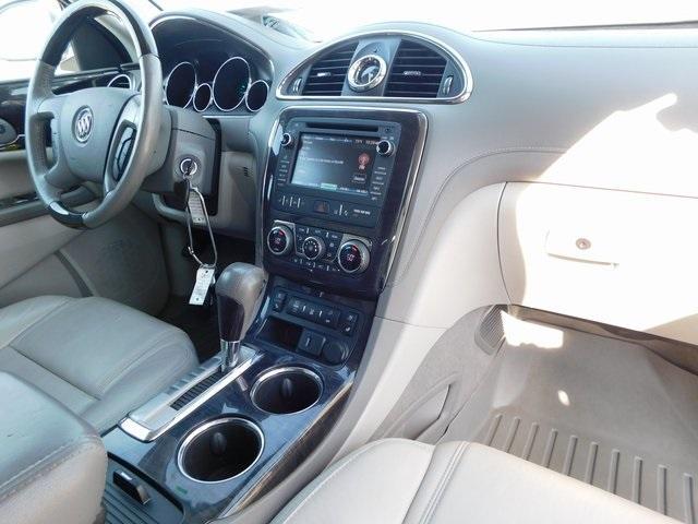 Photo of 2015 Quicksilver Metallic Buick Enclave