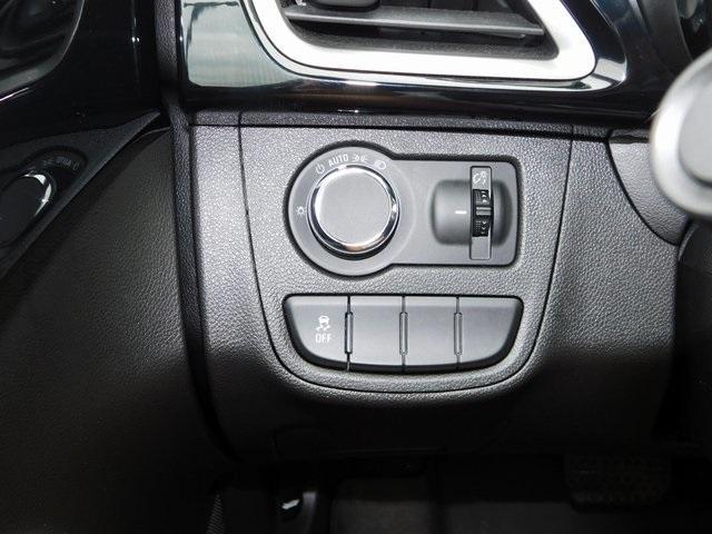 Photo of 2021 Summit White Chevrolet Spark