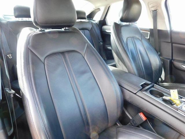 Photo of 2016 Ingot Silver Lincoln MKZ Hybrid