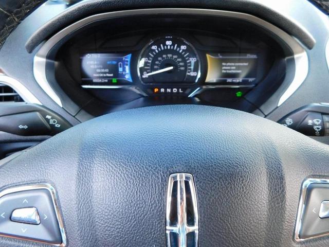 Photo of 2016 Ingot Silver Lincoln MKZ Hybrid