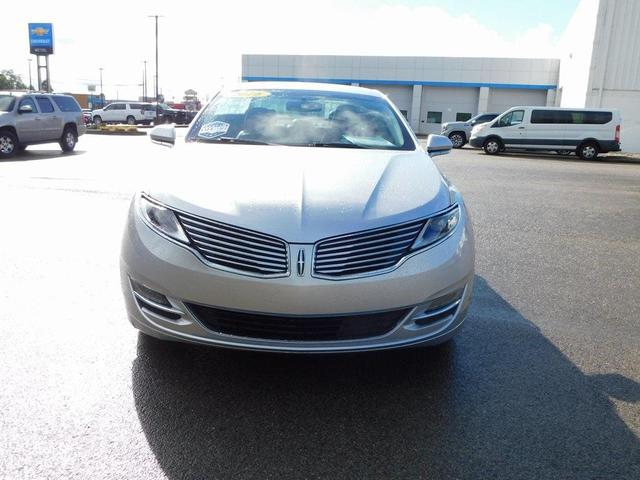 Photo of 2016 Ingot Silver Lincoln MKZ Hybrid