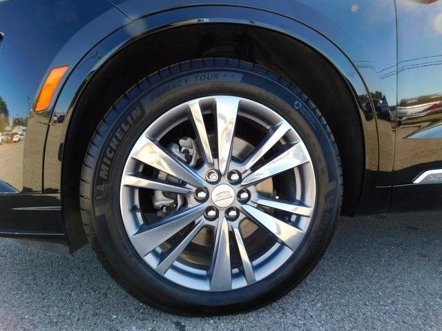 Photo of 2023 Stellar Black Metallic Cadillac XT6