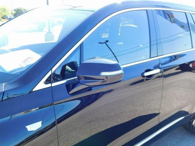 Photo of 2023 Stellar Black Metallic Cadillac XT6