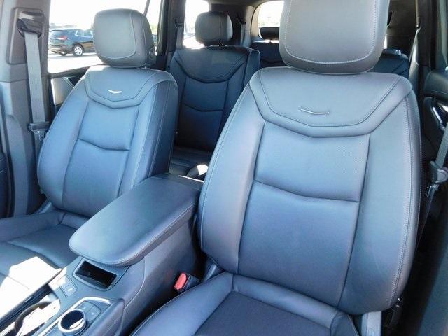 Photo of 2023 Stellar Black Metallic Cadillac XT6