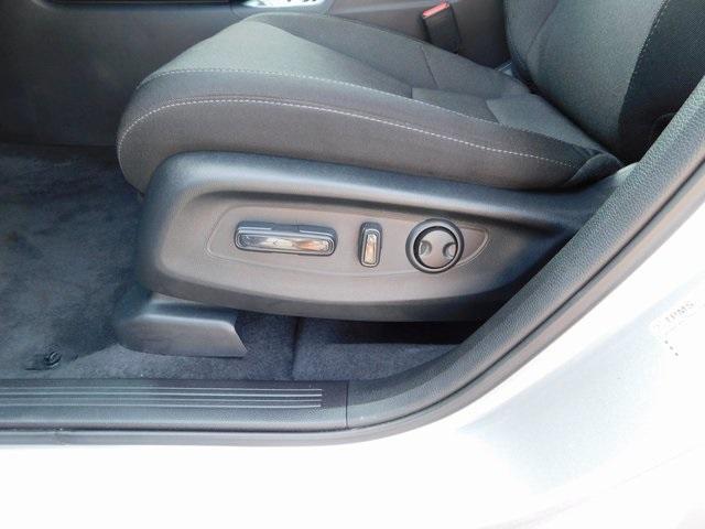 Photo of 2025 Solar Silver Metallic Honda CR-V