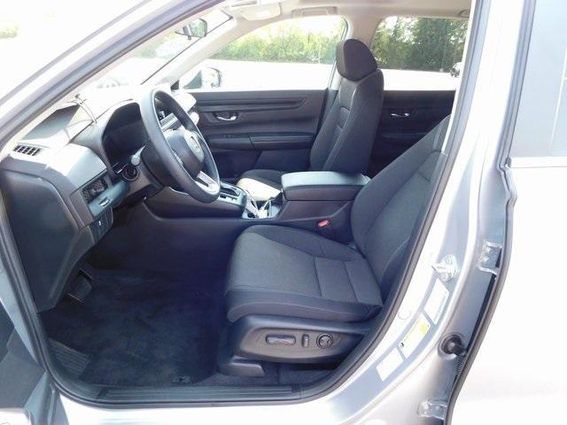 Photo of 2025 Solar Silver Metallic Honda CR-V