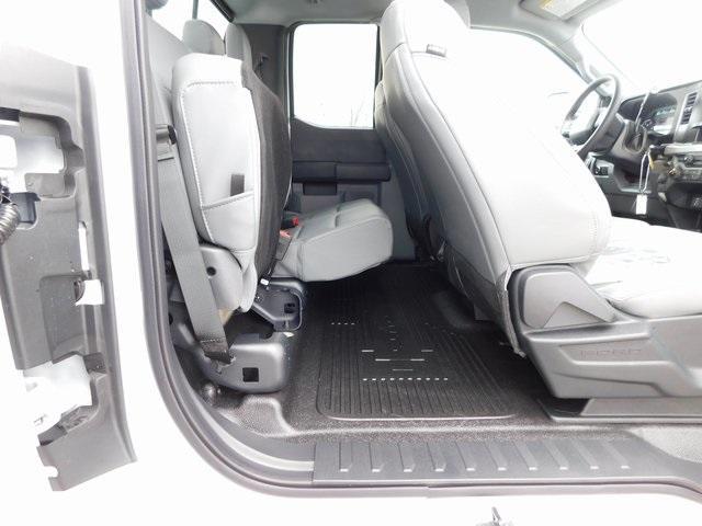 Photo of 2025 Oxford White Ford F-350