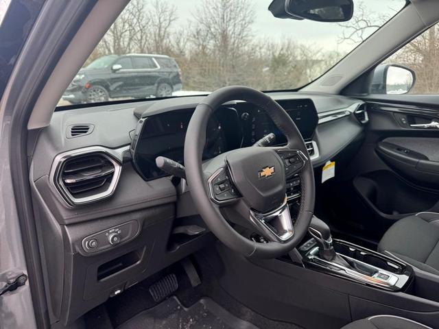 Photo of 2025 Sterling Gray Metallic Chevrolet Trailblazer