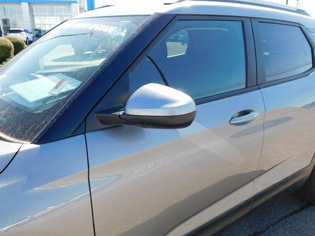 Photo of 2025 Sterling Gray Metallic Chevrolet Trailblazer