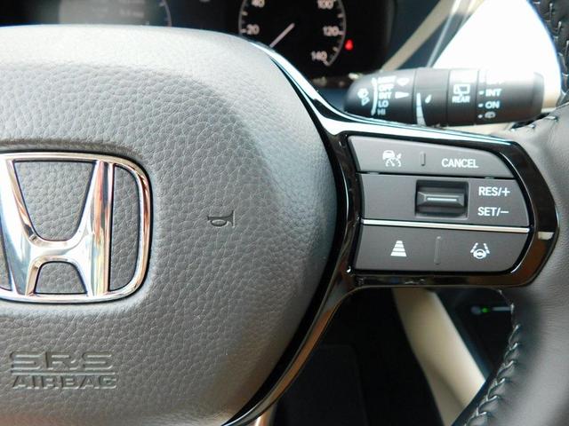 Photo of 2026 Modern Steel Metallic Honda HR-V