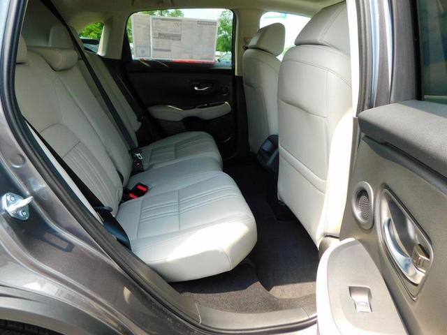 Photo of 2026 Modern Steel Metallic Honda HR-V