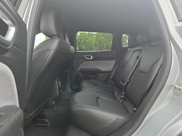 Photo of 2025 Silver Zynith Jeep Compass