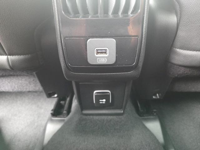 Photo of 2025 Silver Zynith Jeep Compass
