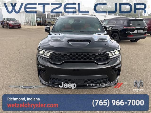 Photo of 2024 DB Black Crystal Clearcoat Dodge Durango