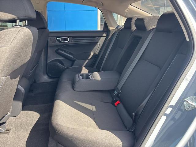 Photo of 2023 Sonic Gray Pearl Honda Civic