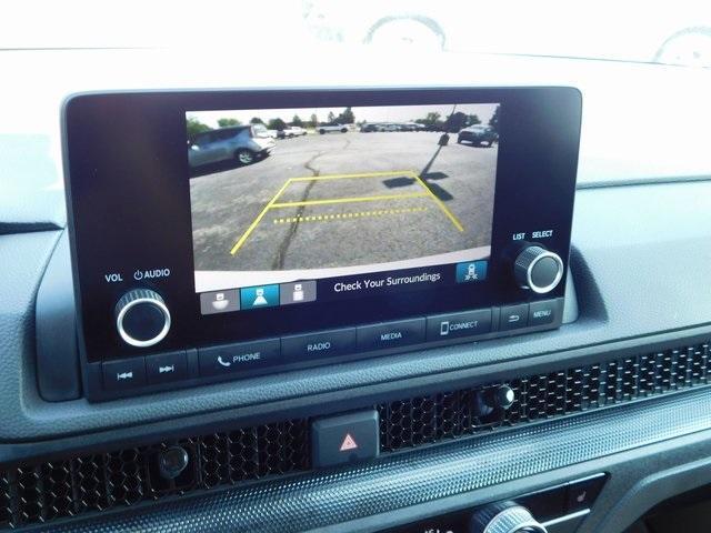 Photo of 2023 Platinum White Pearl Honda CR-V