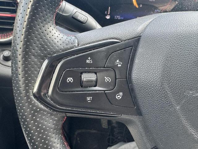 Photo of 2024 Summit White Chevrolet Trax