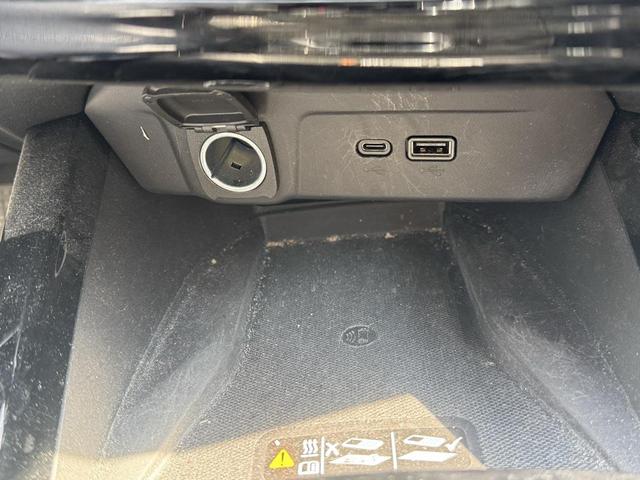 Photo of 2024 Summit White Chevrolet Trax