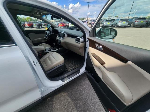 Photo of 2019 Snow White Pearl Kia Sorento