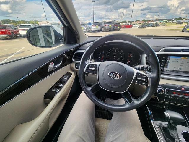 Photo of 2019 Snow White Pearl Kia Sorento