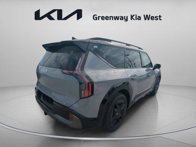 Photo of 2026 Wolf Gray/Ebony Black Roof Kia EV9