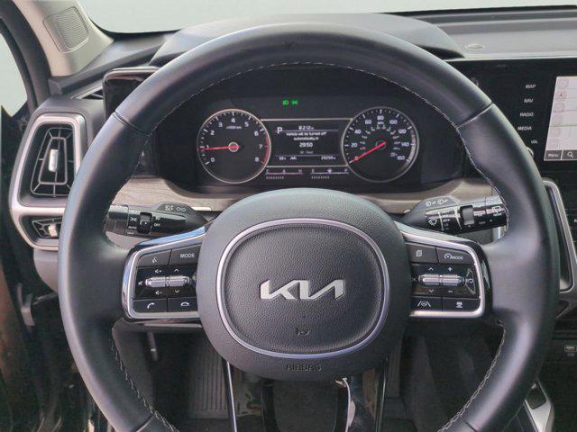Photo of 2023 Ebony Black Kia Sorento