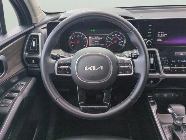 Photo of 2023 Ebony Black Kia Sorento
