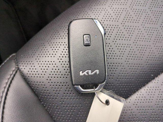 Photo of 2023 Ebony Black Kia Sorento