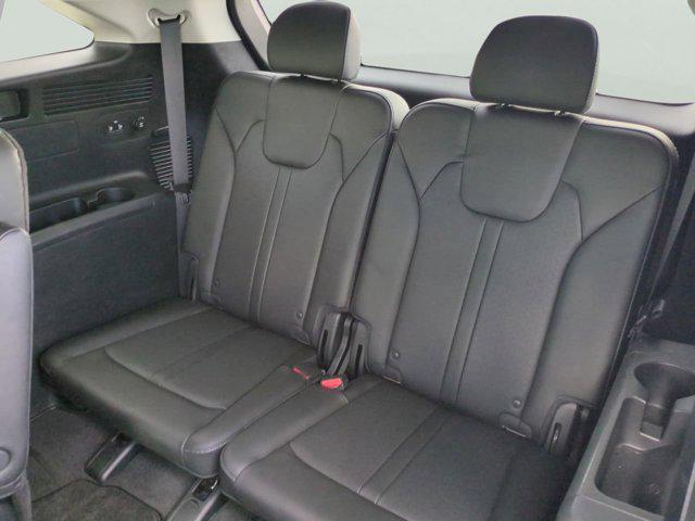 Photo of 2023 Ebony Black Kia Sorento