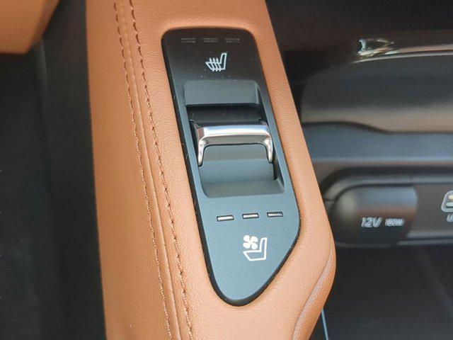 Photo of 2025 Jungle Green Kia Telluride