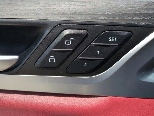 Photo of 2022 Jet Black BMW X3