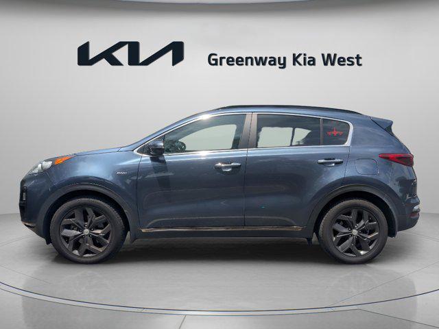 Photo of 2020 Pacific Blue Kia Sportage
