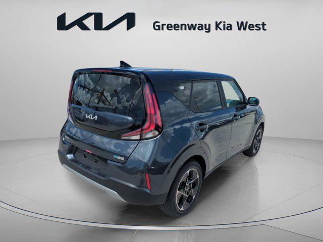 Photo of 2025 Gravity Gray Kia Soul