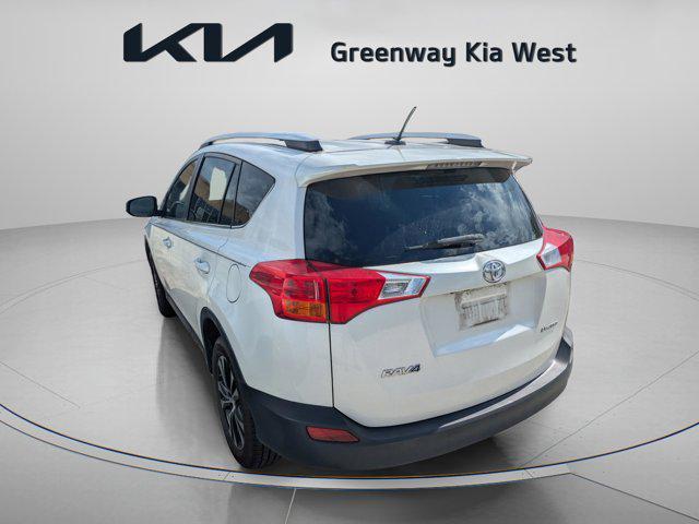 Photo of 2015 Blizzard Pearl Toyota RAV4