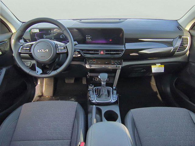 Photo of 2025 Pluton Blue/Black Roof Kia Seltos