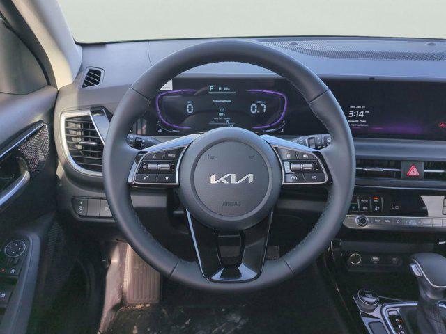 Photo of 2025 Pluton Blue/Black Roof Kia Seltos