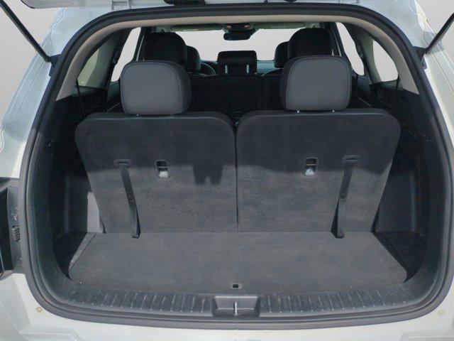 Photo of 2022 Glacial White Pearl Kia Sorento
